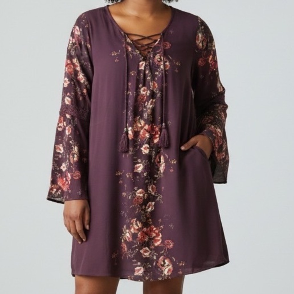 Hint of Mint Plum dress Floral Bell Sleeve XL Boho Crochet romantic peasant